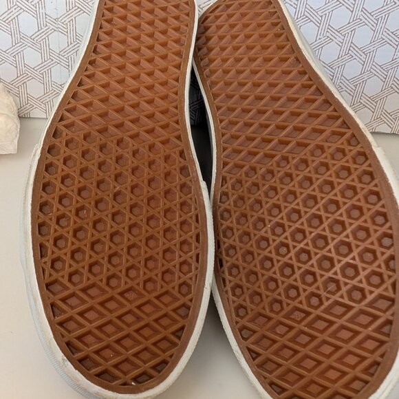 Vans Grey - Size 9 - Custom Artwork Where the Wild Things Are - Picture 7 of 11